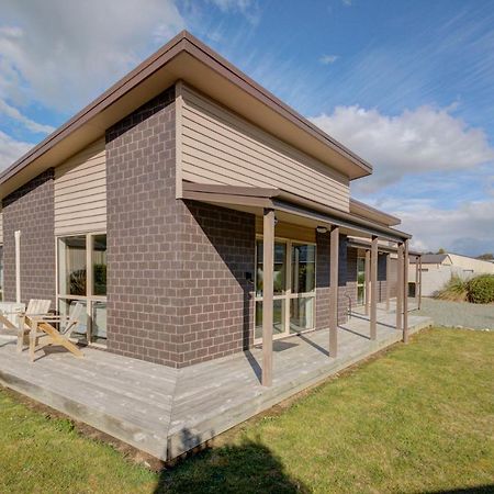 Leigh Cottage Manapouri Ngoại thất bức ảnh