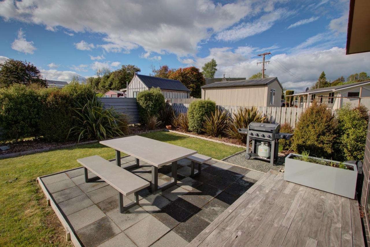 Leigh Cottage Manapouri Ngoại thất bức ảnh