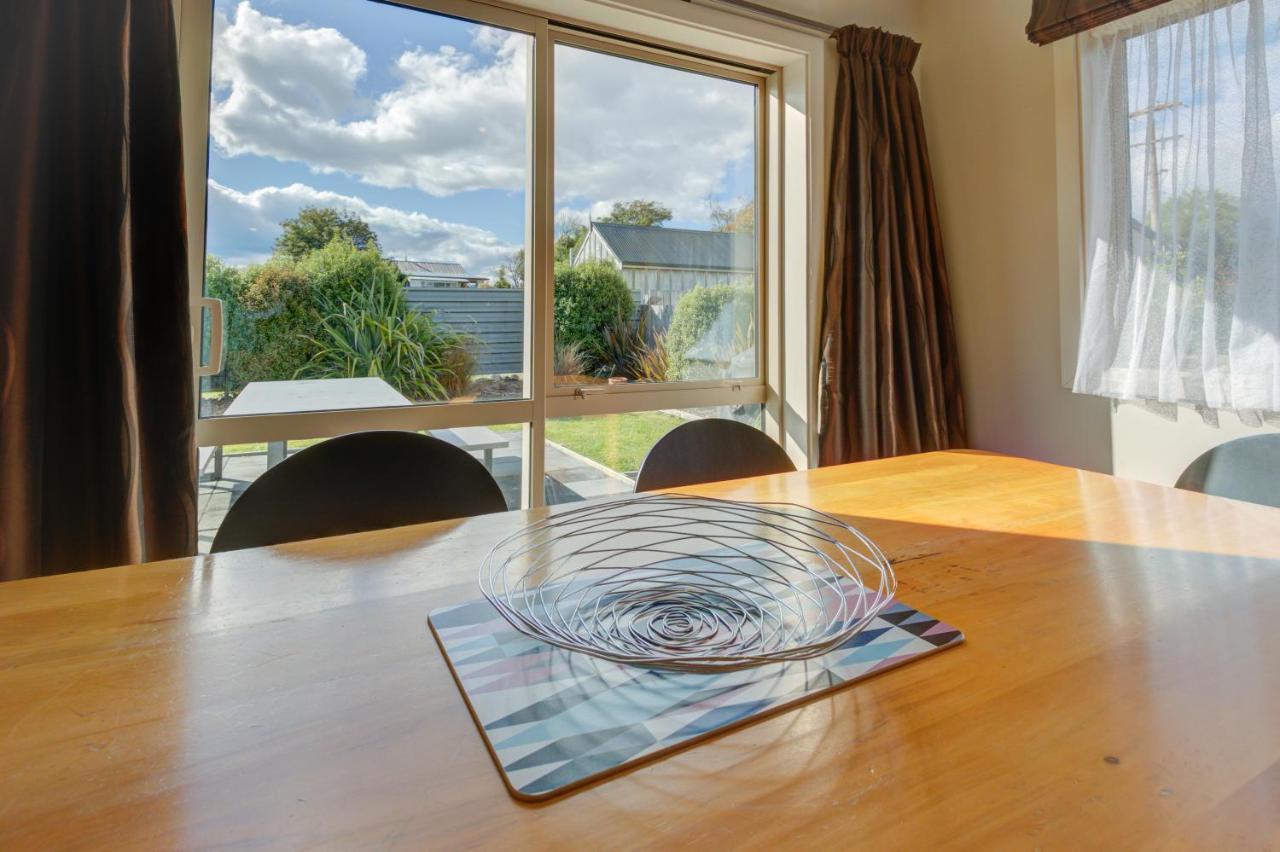 Leigh Cottage Manapouri Ngoại thất bức ảnh